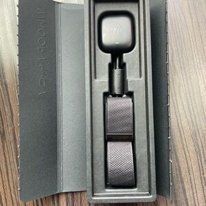 Whoop 4.0 black brand new never been worn/used